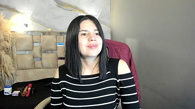 Snapshot of Cata_black chatting on May 2026 12:35:02 PM Cata black online show from May 2026 12:35:02 PM