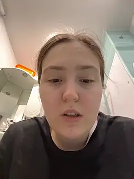 charmingggirl online show from April 2026 07:53:01 AM