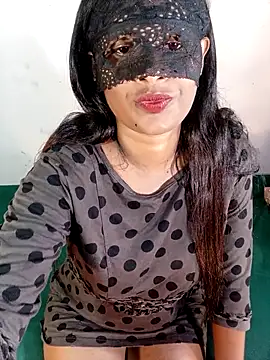 Snapshot of Kameeliya_ chatting on April 2026 06:05:01 PM Kameeliya online show from April 2026 06:05:01 PM