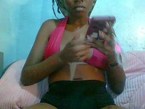 Snapshot of mutshekw chatting on April 2026 06:47:01 PM mutshekw online show from April 2026 06:47:01 PM