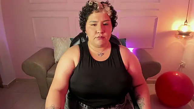 Snapshot of Wen_Jones chatting on March 2026 08:14:01 PM Wen Jones online show from March 2026 08:14:01 PM