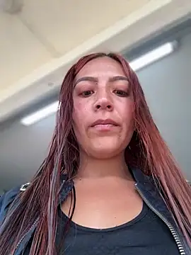 Queen Scatlett online show from April 2026 11:58:01 AM