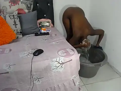 BootySoYummyX online show from April 2026 04:07:02 PM