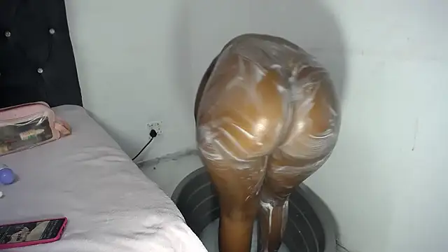BootySoYummyX online show from June 2026 09:33:01 AM