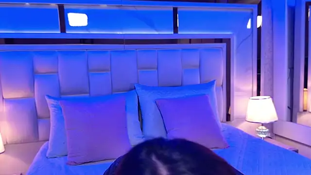 valeria sm online show from April 2026 11:59:01 AM