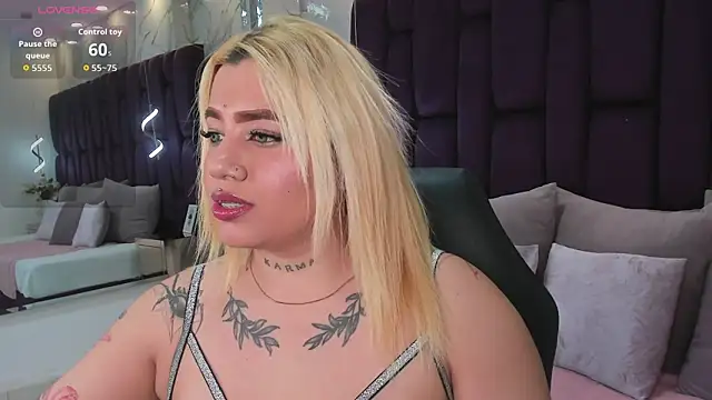 milamonroyy online show from April 2026 02:43:01 AM