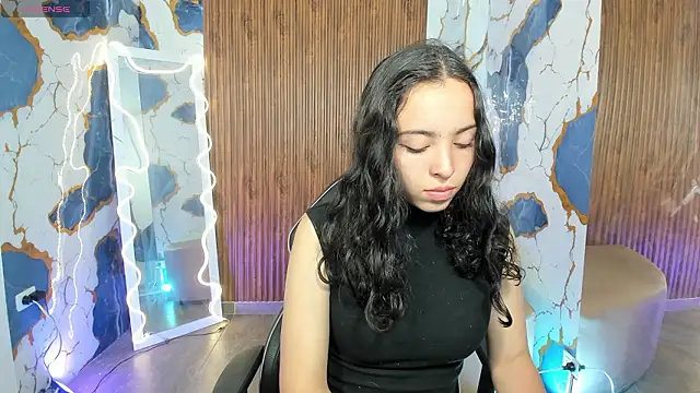 Snapshot of Alyce_tay1 chatting on March 2026 11:35:01 AM Alyce tay1 online show from March 2026 11:35:01 AM