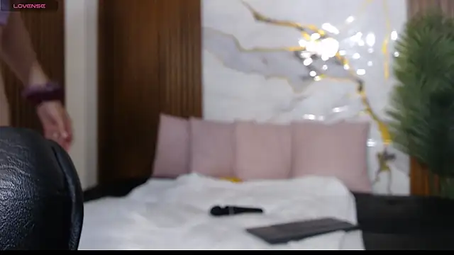 Snapshot of Alyce_tay1 chatting on April 2026 07:58:02 PM Alyce tay1 online show from April 2026 07:58:02 PM