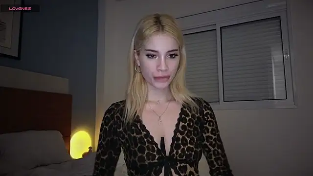 st uirt online show from April 2026 11:57:02 PM