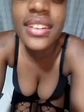 Mitchell2003 online show from April 2026 04:15:02 PM