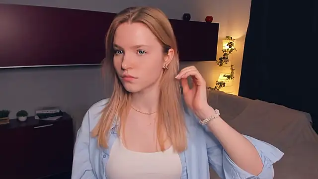 DelmaLasky online show from March 2026 12:05:01 PM