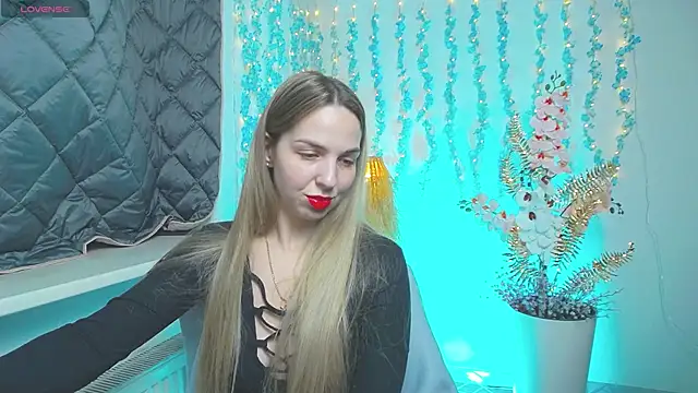 Alexandracandy online show from April 2026 12:46:01 PM