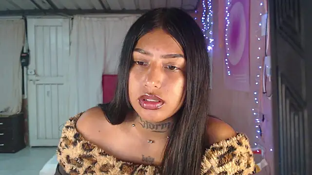 Snapshot of nanasweet01 chatting on May 2026 02:17:02 AM nanasweet01 online show from May 2026 02:17:02 AM