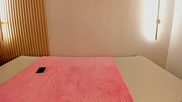 lua rosse online show from April 2026 04:48:01 AM