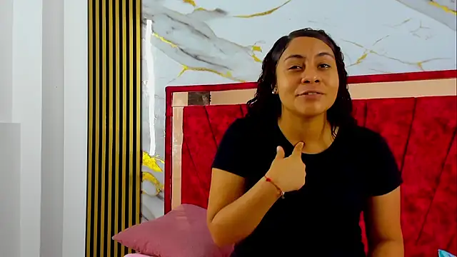 Tiana hots online show from April 2026 01:21:01 AM