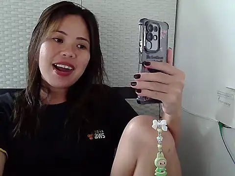 Snapshot of sweetciendy chatting on May 2026 06:21:03 AM sweetciendy online show from May 2026 06:21:03 AM
