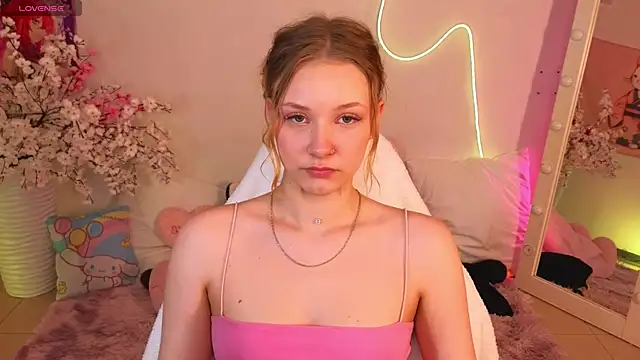 StaceyyJones online show from May 2026 10:11:02 AM