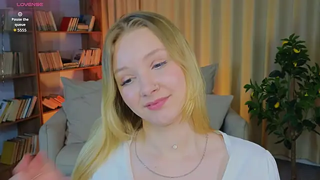 StaceyyJones online show from May 2026 09:27:02 AM