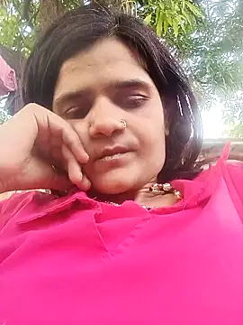 Snapshot of Sexy-Riya chatting on April 2026 12:24:01 PM Sexy-Riya online show from April 2026 12:24:01 PM