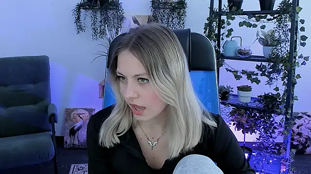 Snapshot of BlossomVibe chatting on March 2026 10:49:02 AM BlossomVibe online show from March 2026 10:49:02 AM