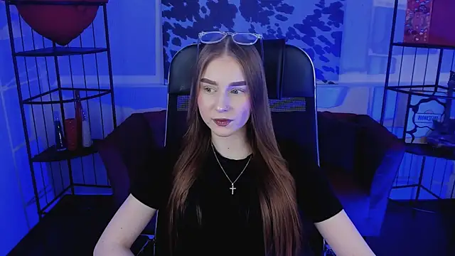 Snapshot of SparkleRoses chatting on April 2026 09:48:01 AM SparkleRoses online show from April 2026 09:48:01 AM