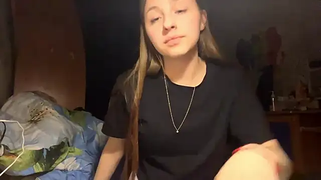 Snapshot of Vickyfaith chatting on March 2026 10:02:01 PM Vickyfaith online show from March 2026 10:02:01 PM