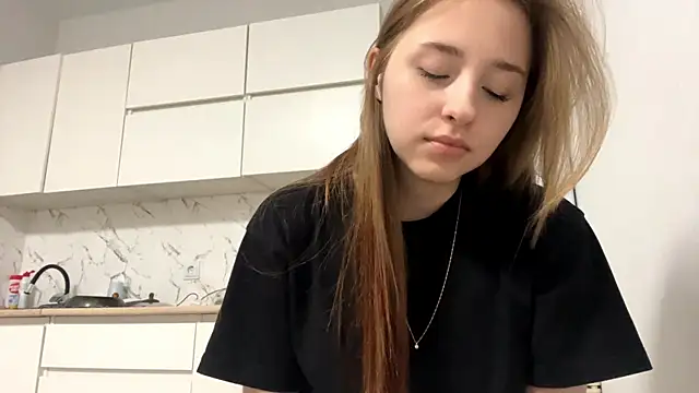 Snapshot of Vickyfaith chatting on March 2026 09:25:01 PM Vickyfaith online show from March 2026 09:25:01 PM