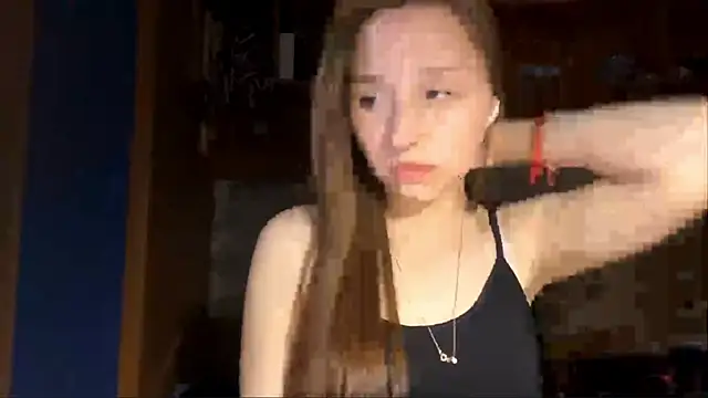 Snapshot of Vickyfaith chatting on April 2026 08:28:02 PM Vickyfaith online show from April 2026 08:28:02 PM