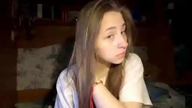 Snapshot of Vickyfaith chatting on April 2026 08:28:02 PM Vickyfaith online show from April 2026 08:28:02 PM