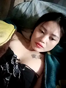 Snapshot of Eli18 chatting on April 2026 01:41:01 PM Eli18 online show from April 2026 01:41:01 PM