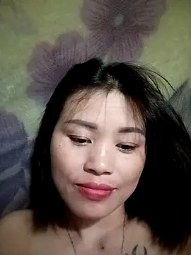 Snapshot of Eli18 chatting on April 2026 05:09:02 PM Eli18 online show from April 2026 05:09:02 PM