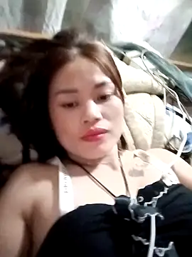Eli18 online show from May 2026 11:24:02 PM