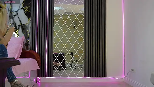 Snapshot of ZyraAngel chatting on March 2026 01:44:02 PM ZyraAngel online show from March 2026 01:44:02 PM