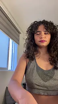 CinnamonRosa online show from March 2026 02:40:02 PM