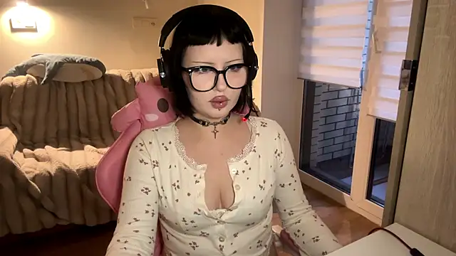 Snapshot of Setty_Asky chatting on April 2026 01:12:02 PM Setty Asky online show from April 2026 01:12:02 PM