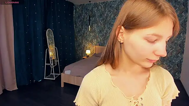 AndriaWhitford online show from April 2026 06:51:02 AM