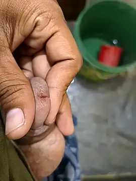 Stranger boy123 online show from April 2026 08:18:01 PM