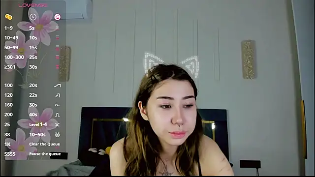 Snapshot of gigi_meii chatting on April 2026 01:36:01 PM gigi meii online show from April 2026 01:36:01 PM