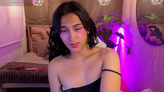 Snapshot of Zoee_Kiss_ chatting on August 2026 05:07:02 AM Zoee Kiss online show from August 2026 05:07:02 AM