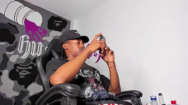 Bryxxxon online show from April 2026 10:58:01 PM