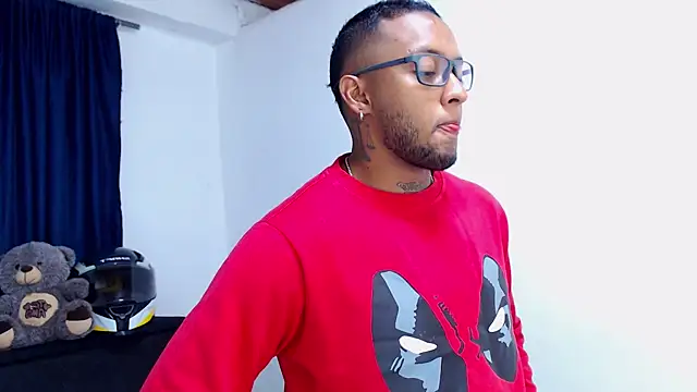 MascTyler online show from April 2026 11:27:02 PM