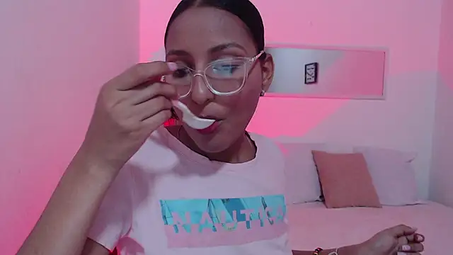 Rubi Diamond  online show from March 2026 07:53:02 PM