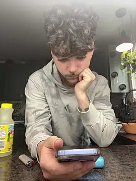 dommydom7177 online show from April 2026 01:27:02 PM