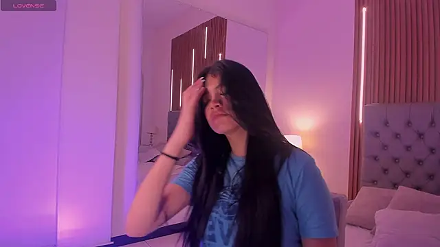 Snapshot of LiaSalvatore chatting on March 2026 12:22:01 PM LiaSalvatore online show from March 2026 12:22:01 PM