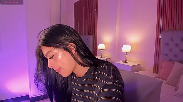 Snapshot of LiaSalvatore chatting on April 2026 12:46:02 PM LiaSalvatore online show from April 2026 12:46:02 PM