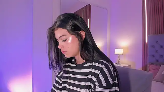 Snapshot of LiaSalvatore chatting on April 2026 12:38:01 PM LiaSalvatore online show from April 2026 12:38:01 PM