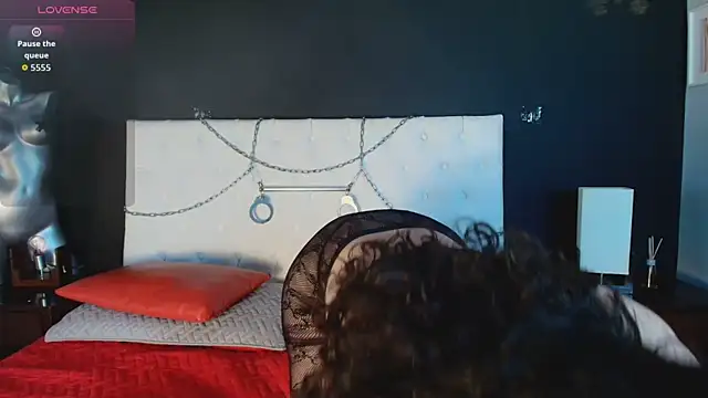 ariabroown online show from April 2026 12:06:01 PM