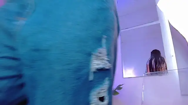 shiny foxeyes online show from March 2026 09:20:02 PM