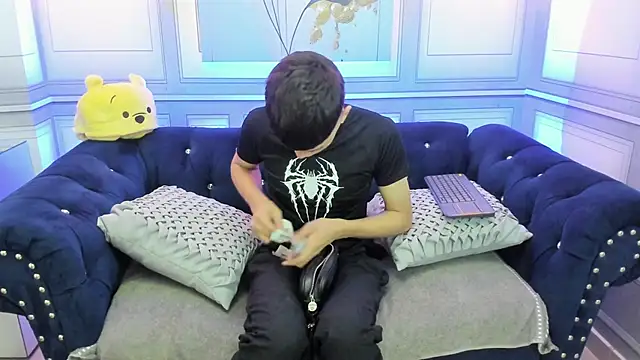 Apolo jonnes online show from March 2026 03:12:01 AM