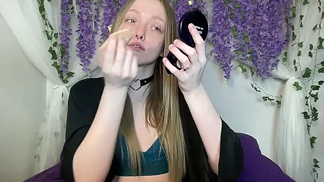 Snapshot of ElfGirlAna chatting on March 2026 03:29:01 PM ElfGirlAna online show from March 2026 03:29:01 PM